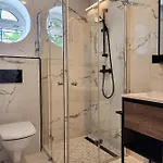 Bauhaus Wellness Ξενοδοχείο με διαμερίσματα Σίοφοκ