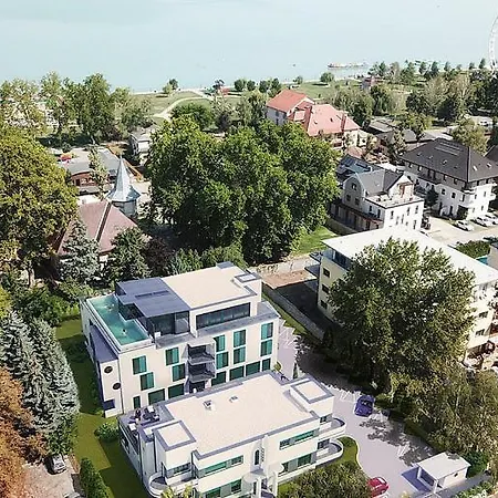 Bauhaus Wellness 4* Siófok