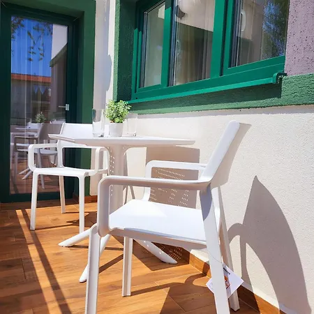 Bauhaus Wellness Hotel