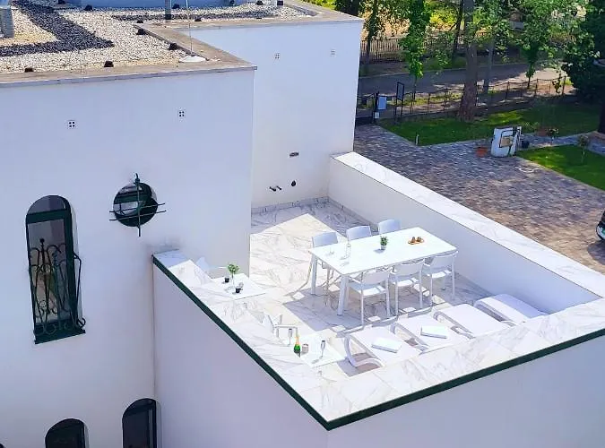 Apartmanhotel Bauhaus Wellness 4*