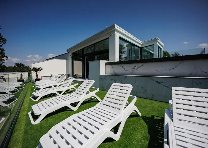 Bauhaus Wellness Siófok