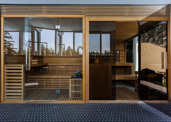 Bauhaus Wellness 4* Siofok