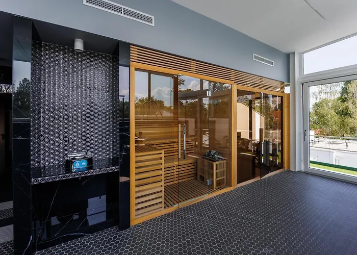 Bauhaus Wellness Aparthotel Siófok